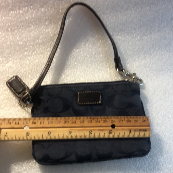 Coach Wristlet - Picture 7 of 9